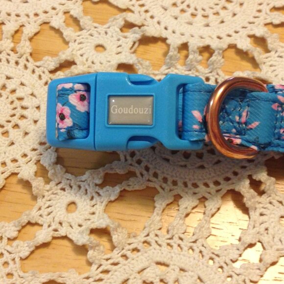 Dog collar, floral pattern, size small, new item - Picture 3 of 5